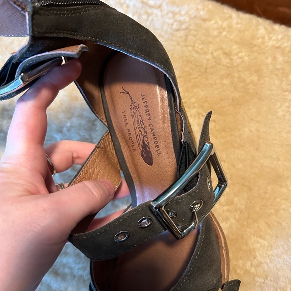 Black Suede Hendrix Heel 6.5 - Picture 5 of 8